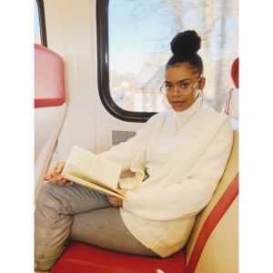 Meet your Posher, Raia